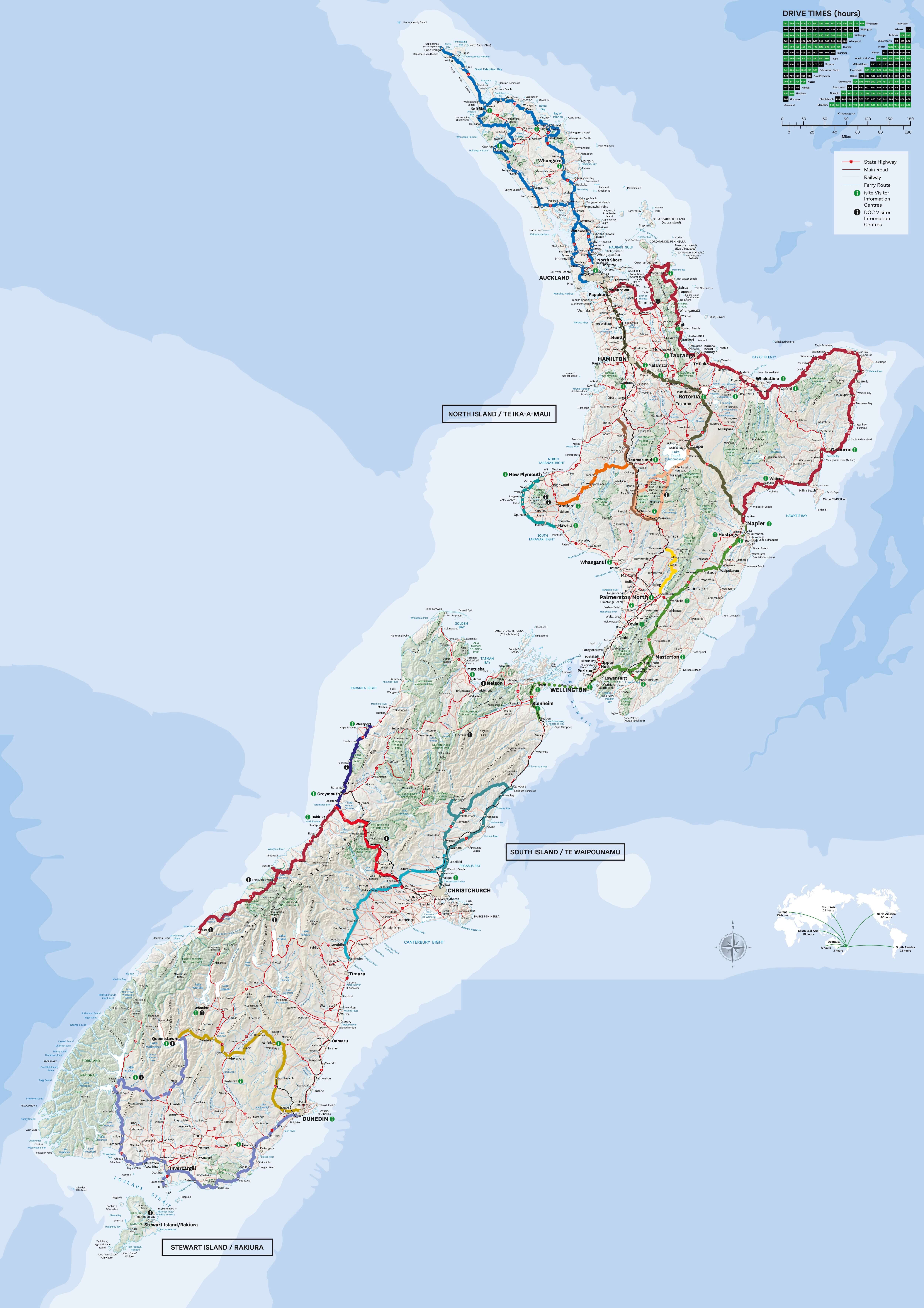Mappa stradale della Nuova Zelanda con North Island, South Island, Stewart Island e principali itinerari turistici